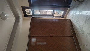 Room in 3 BHK Apartment at SG Oasis, Vasundhara Sector 2b – for Rent