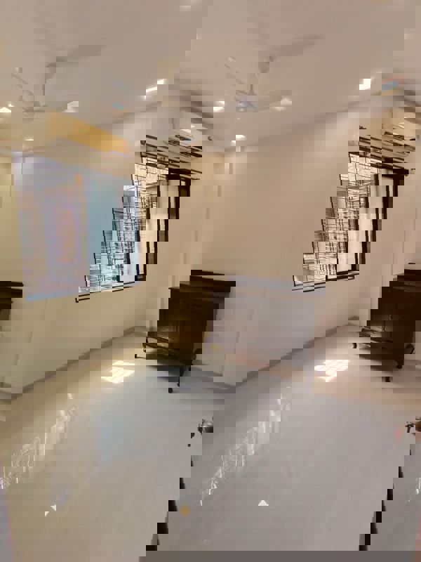 1 BHK 550 Sq.Ft. Apartment in Usha Sadan Apartment