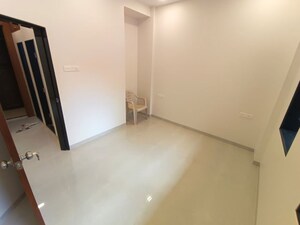 Room in 1 BHK Apartment at Usha Sadan Apartment, Colaba – for Rent