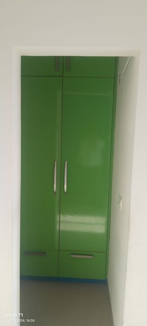 Furnished Amenities in 2 BHK Apartment at Emaar Emerald Estate, Sector 65 – for Rent