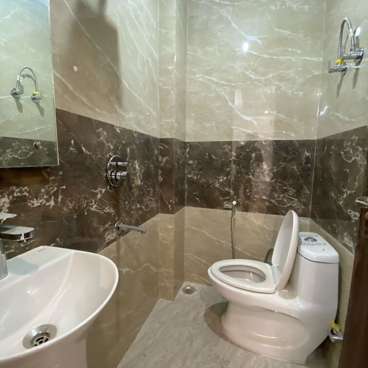 Attached Bathroom, chattarpur 2 Bedroom 850 Sq.Ft. Builder Floor In Chattarpur Delhi 9760820