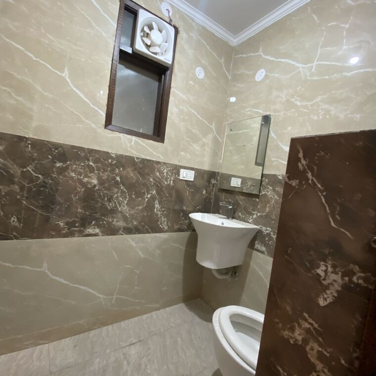 Attached Bathroom, chattarpur 2 Bedroom 850 Sq.Ft. Builder Floor In Chattarpur Delhi 9760820
