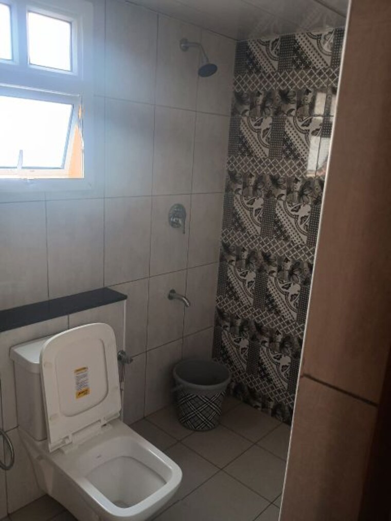 Bathroom, prestige-finsbury-park-hyde 2 Bedroom 971 Sq.Ft. Apartment In Bagaluru Bangalore 9760970