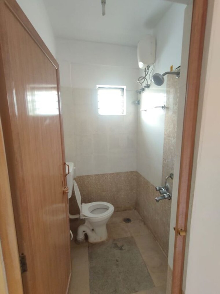 Bathroom, cv raman nagar 1 Bedroom 600 Sq.Ft. Builder Floor In Cv Raman Nagar Bangalore 9760985