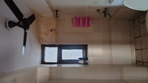 Bathroom in 3 BHK Apartment at Express One, Vasundhara Sector 14 – for Rent