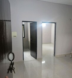 1 BHK + Extra Room Builder Floor For Rent in Pi I and II Greater Noida