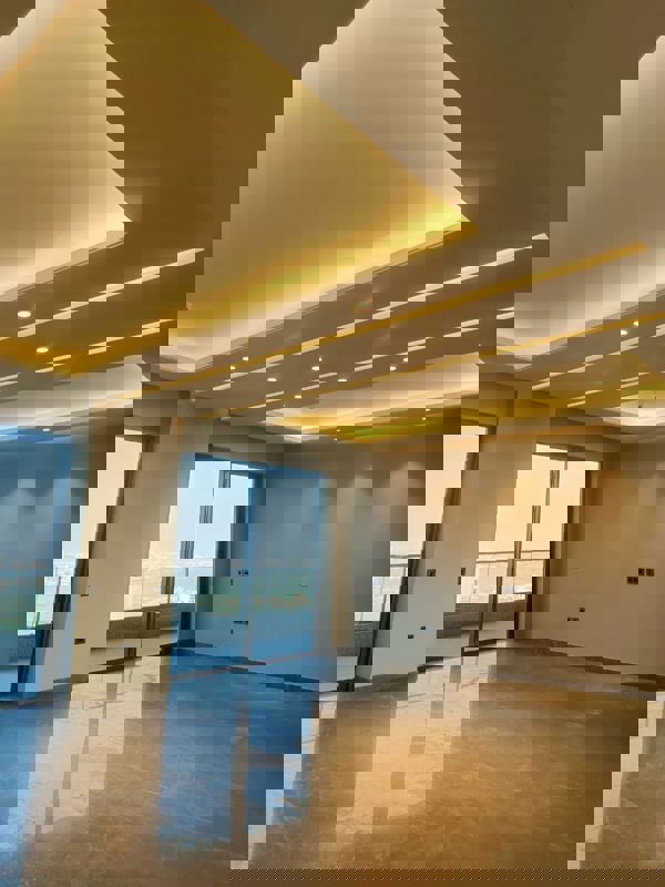 4 BHK + Servant Room,Extra Room Apartment For Rent in Gulshan Dynasty