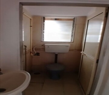 Bathroom in 1 BHK Apartment at Dadar East – for Rent