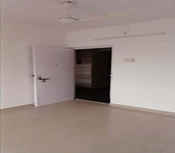 Living Room in 1 BHK Apartment at Dadar East – for Rent