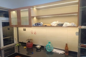 Team Area in 1 BHK Apartment at Haware Intelligentia Sigma South, Vikhroli East – for Rent