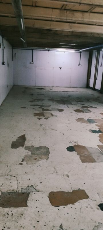 Room in  Warehouse at Goregaon East – for Rent