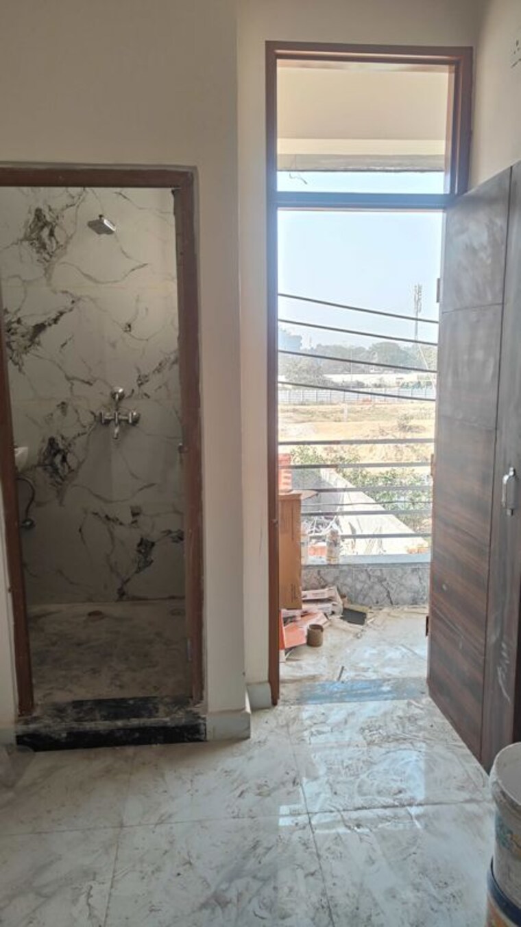 Balcony, carterpuri village 1 Bedroom 410 Sq.Ft. Independent House In Carterpuri Village Gurgaon 9761614