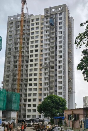 2 BHK Apartment For Sale in Kalpataru Vivant, Jogeshwari East
