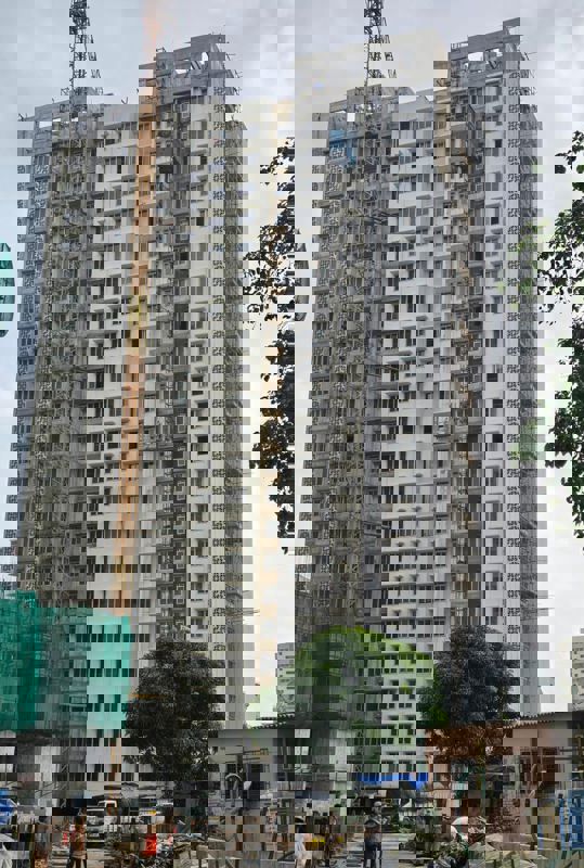 2 BHK Apartment For Sale in Kalpataru Vivant