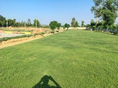 Plot For Sale in Sultanpur Road