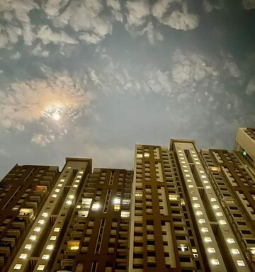 2 BHK Apartment For Sale in Lodha Splendora, Ghodbunder Road