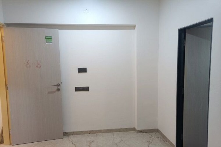 Room, haware-intelligentia-sigma-south 1 Bedroom 375 Sq.Ft. Apartment In Vikhroli East Mumbai 9761649