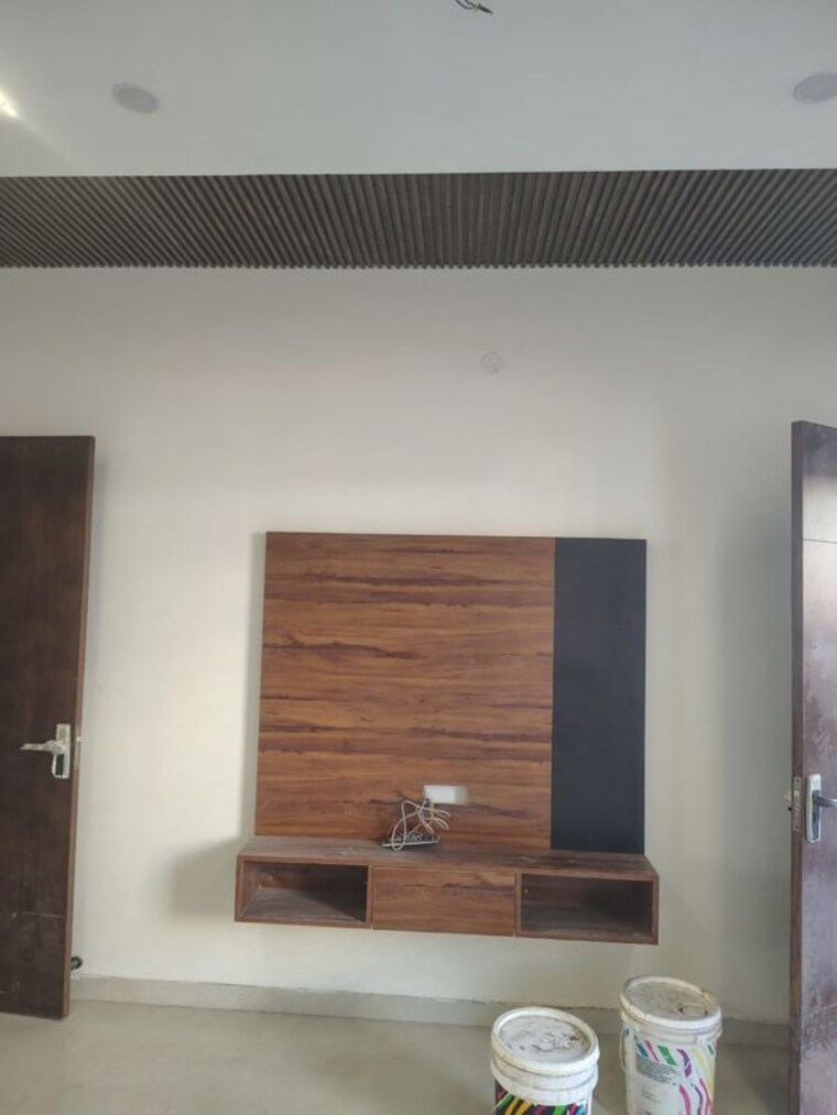 Room, dhakoli 6 Bedroom 215 Sq.Ft. Independent House In Dhakoli Zirakpur 9761784