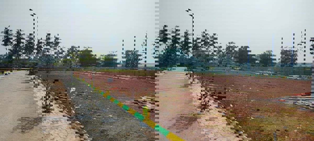 Plot For Sale in Kolar Chikkaballapur Road