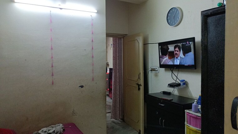 Bedroom, vaishali sector 5 1 Bedroom 550 Sq.Ft. Builder Floor In Vaishali Sector 5 Ghaziabad 9761811