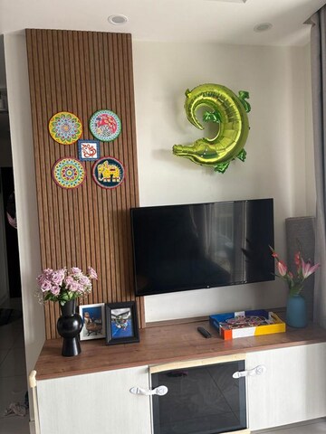 Furnished Amenities in 2.5 BHK Apartment at Mantri Lithos, Thanisandra – for Rent