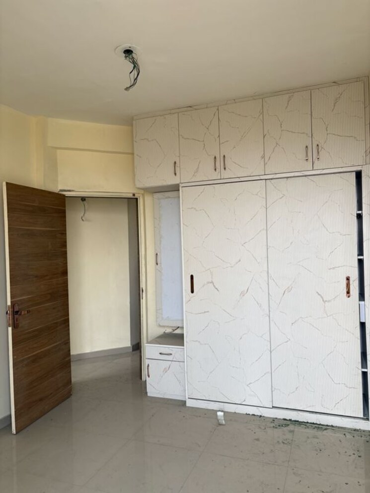 Room, pyramid-altia 3 Bedroom 742 Sq.Ft. Apartment In Sector 70a Gurgaon 9761818