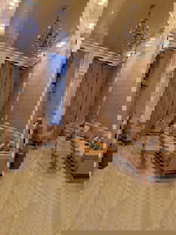 3 BHK + Pooja Room,Servant Room,Study Room Independent House For Sale in DLF Phase II