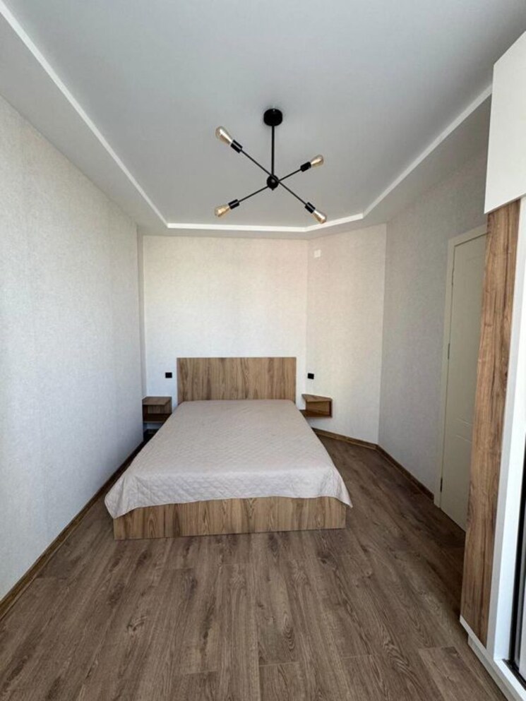 Room, dlf phase ii 3 Bedroom 1935 Sq.Ft. Independent House In Dlf Phase ii Gurgaon 9759362