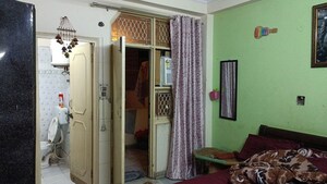 Bedroom in 1 BHK Builder Floor at Vaishali Sector 5 – for Sale