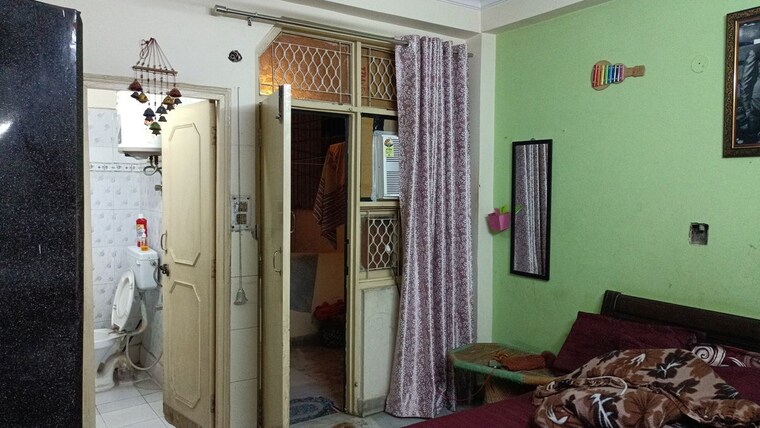 Bedroom, vaishali sector 5 1 Bedroom 560 Sq.Ft. Builder Floor In Vaishali Sector 5 Ghaziabad 9761844
