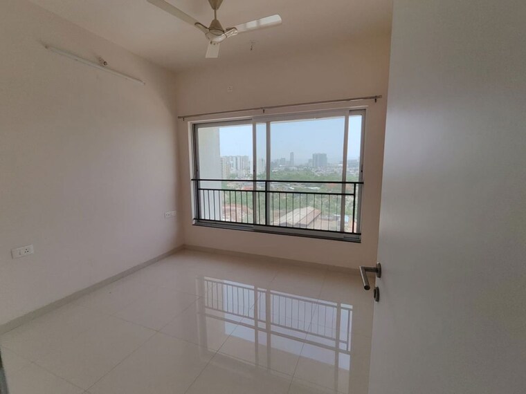 Room, dlf phase ii 3 Bedroom 1935 Sq.Ft. Independent House In Dlf Phase ii Gurgaon 9759348