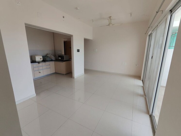 Room, dlf phase ii 3 Bedroom 1935 Sq.Ft. Independent House In Dlf Phase ii Gurgaon 9759348