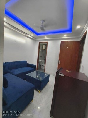 Team Area in 1 BHK Builder Floor at Saket – for Rent