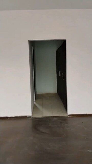 Room in 4 BHK Apartment at BPTP Parklands Villa, Sector 88 – for Sale