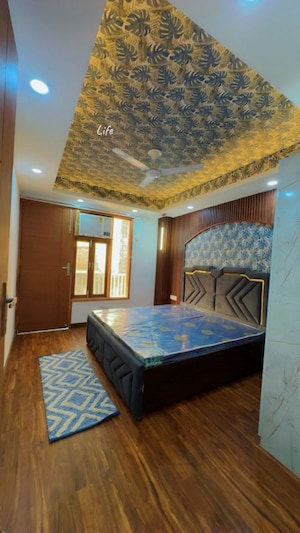 Bedroom in 2 BHK Builder Floor at Saket – for Rent