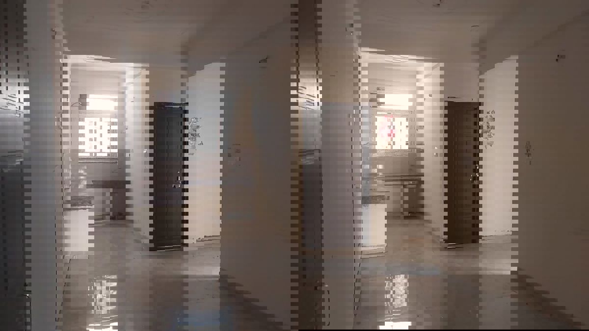 2 BHK Apartment For Sale in Jankipuram