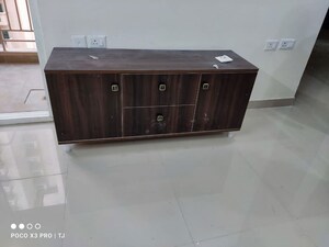 Furnished Amenities in 3 BHK Independent House at Dlf Phase ii – for Sale