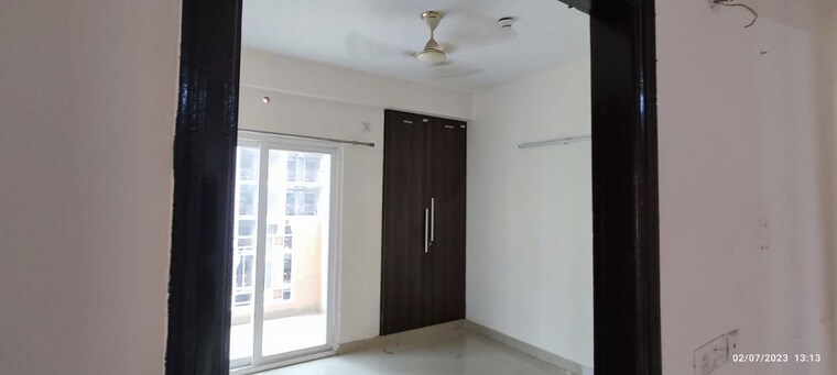 Room, dlf phase ii 3 Bedroom 2700 Sq.Ft. Independent House In Dlf Phase ii Gurgaon 9759261