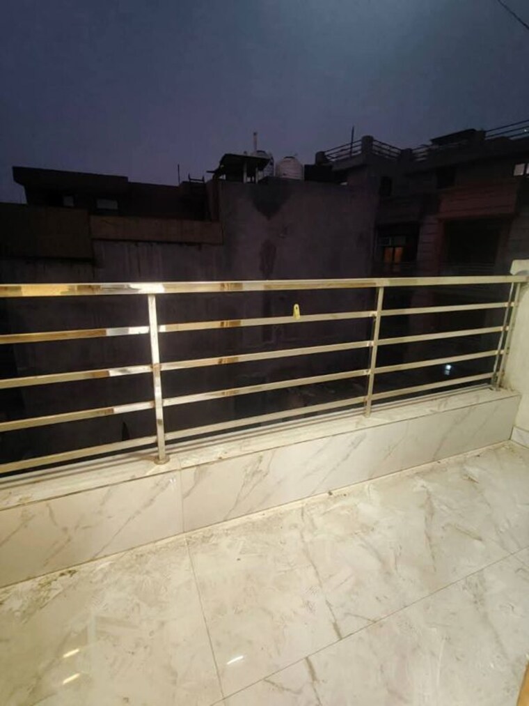 Balcony, saket 1 Bedroom 500 Sq.Ft. Builder Floor In Saket Delhi 9762090
