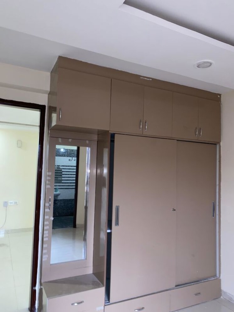 undefined, dhakoli 3 Bedroom 112 Sq.Yd. Builder Floor In Dhakoli Zirakpur 9762127