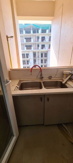Kitchen in 3 BHK Independent House at Dlf Phase ii – for Sale
