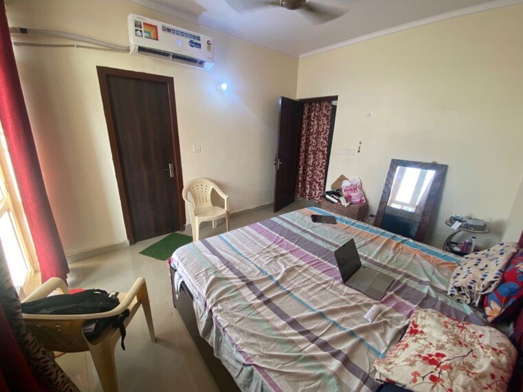 Bedroom, dlf phase ii 3 Bedroom 1937 Sq.Ft. Independent House In Dlf Phase ii Gurgaon 9759279