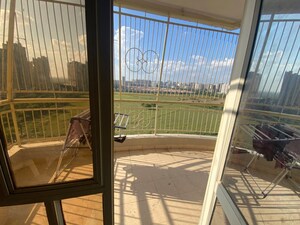 Balcony in 3 BHK Independent House at Dlf Phase ii – for Sale