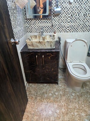 Furnished Amenities in 2.5 BHK Apartment at Divyansh Flora, Sector 16c Greater Noida – for Sale