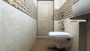 Bathroom in 2.5 BHK Apartment at Rattan Icon, Seawoods Sector 50 – for Rent