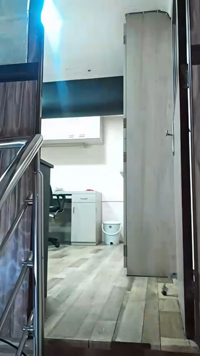 undefined, kolkatta gpo Commercial Office Space 350 Sq.Ft. In Kolkatta Gpo Kolkata 9762385