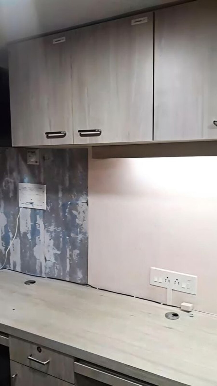 Other, kolkatta gpo Commercial Office Space 350 Sq.Ft. In Kolkatta Gpo Kolkata 9762385