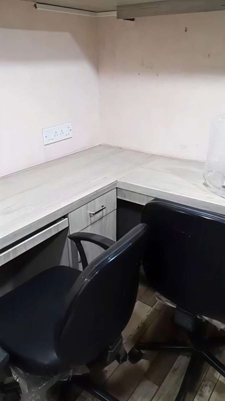 Team Area, kolkatta gpo Commercial Office Space 350 Sq.Ft. In Kolkatta Gpo Kolkata 9762385