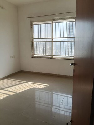 Room in 2 BHK Apartment at Kolte Patil Life Republic, Hinjewadi – for Rent