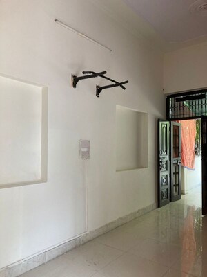 Room in 2 BHK Independent House at Sector 23 – for Rent